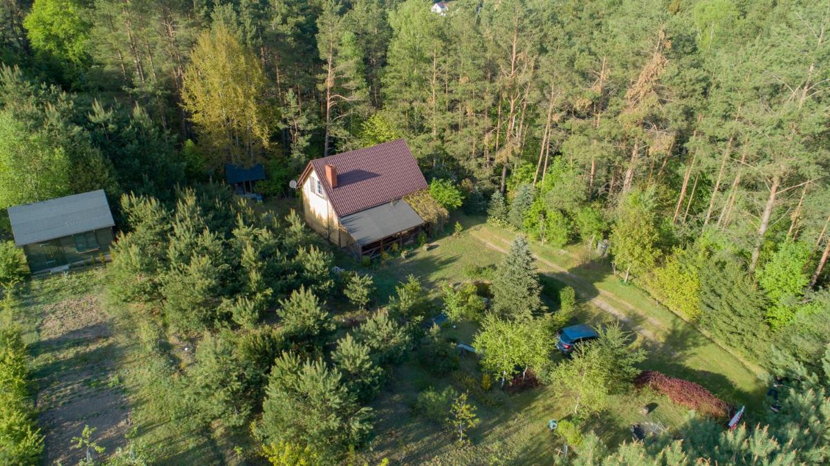 Gospodarstwo agroturystyczne nad jeziorem wśród lasów - Housity
