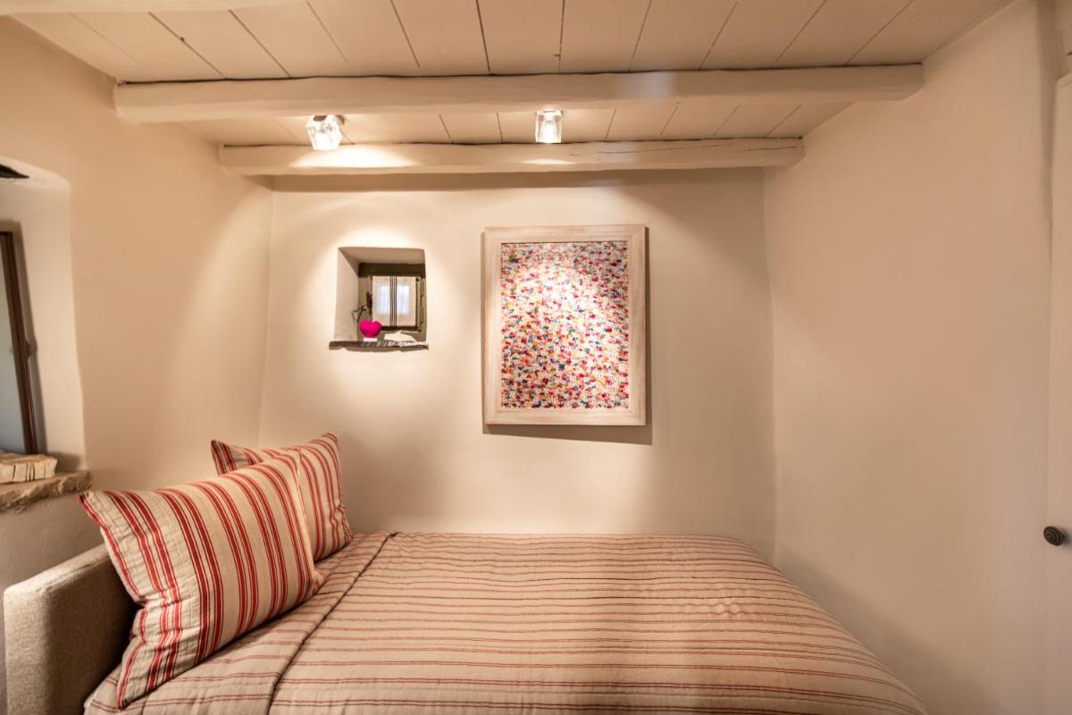 Tinos E-houses - Housity
