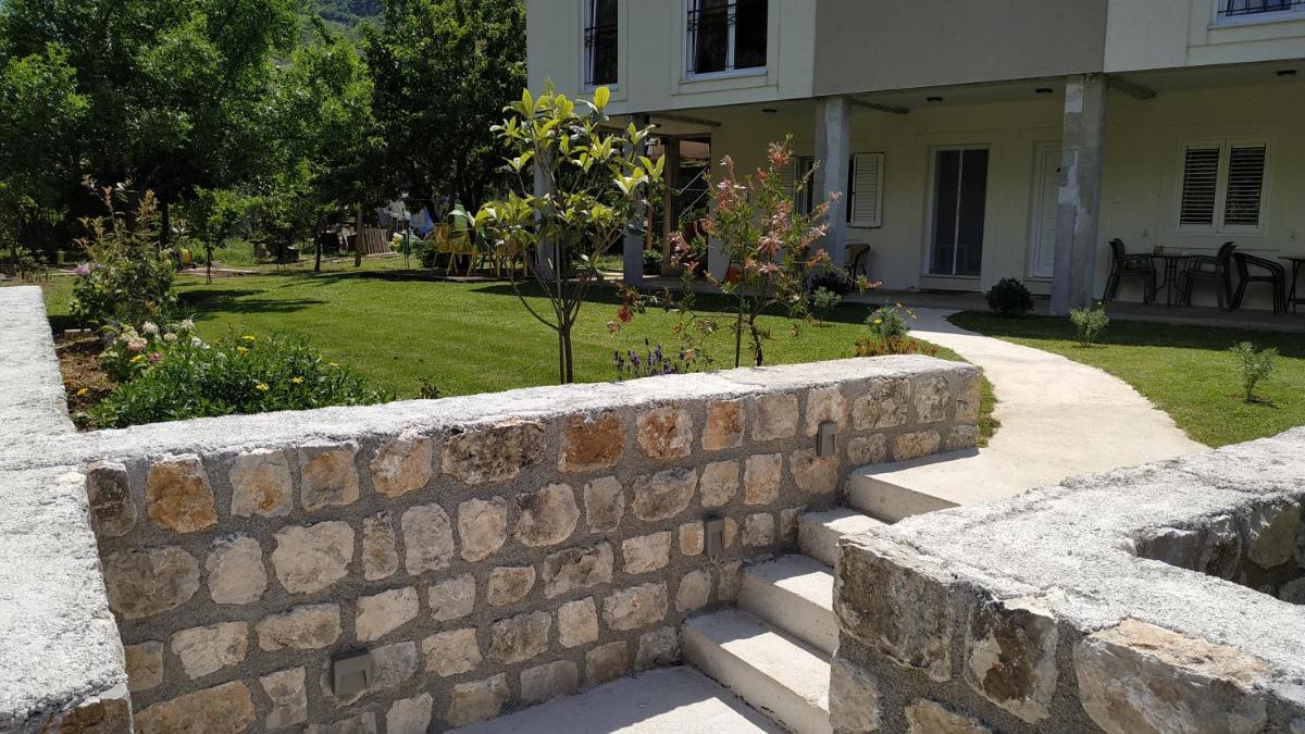 Apartments Grgurević - Housity