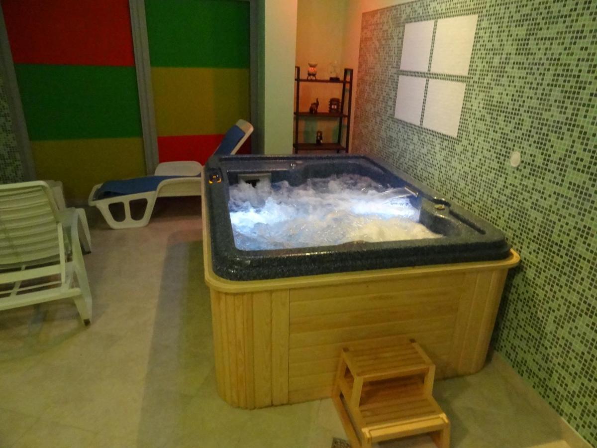 Detelina Complex - Housity