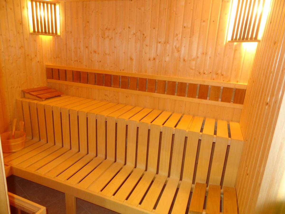 Detelina Complex - Housity