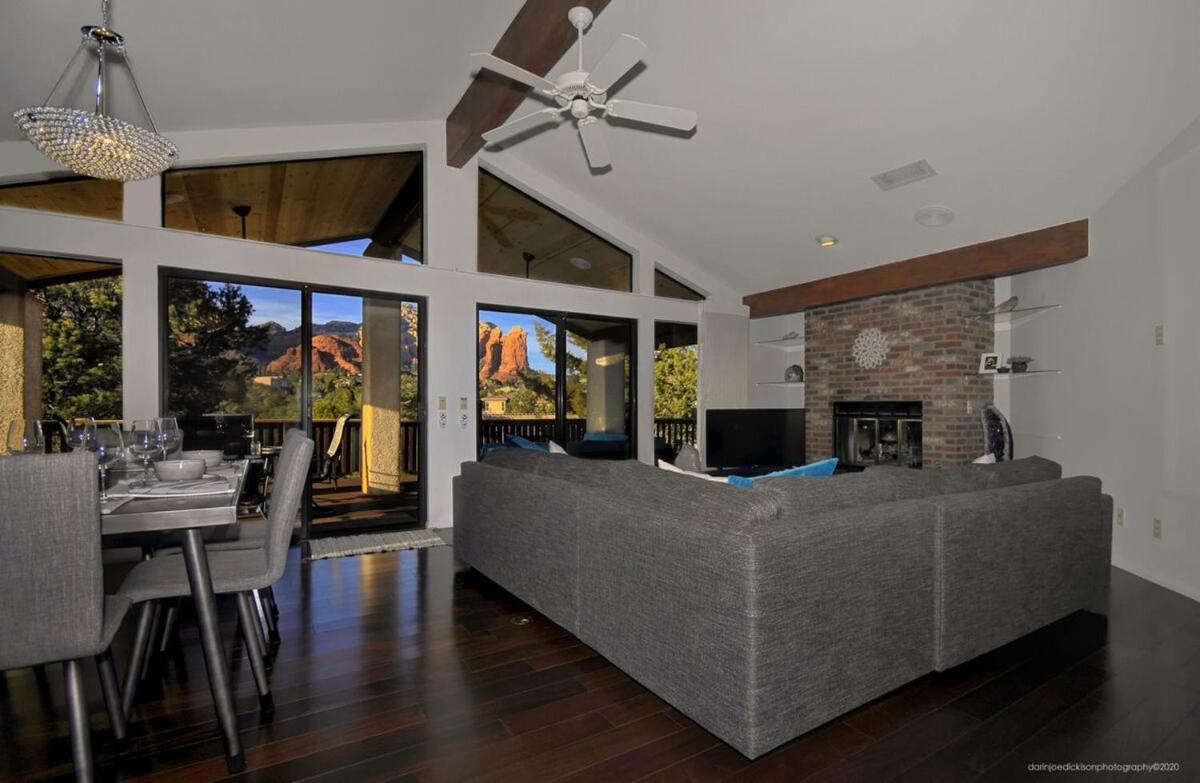 Thunder Mountain Escape 3BR by Casago - Housity