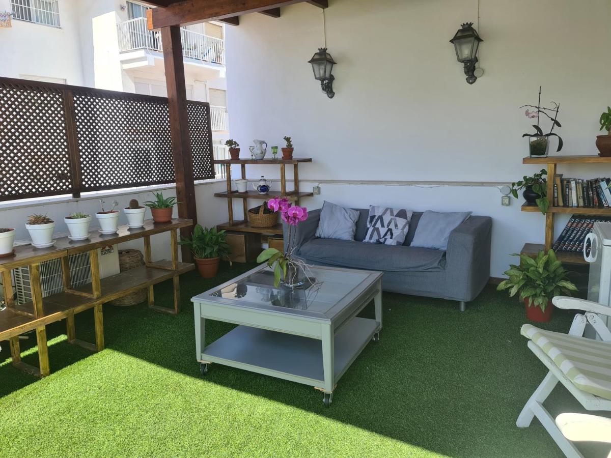 Apartamentos El Barrio - Housity