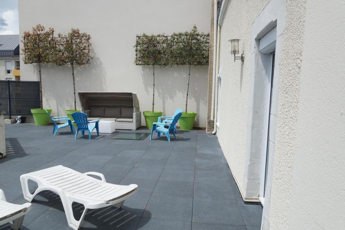 72m² avec terrasse dans demeure angevine de 2 étages - Housity