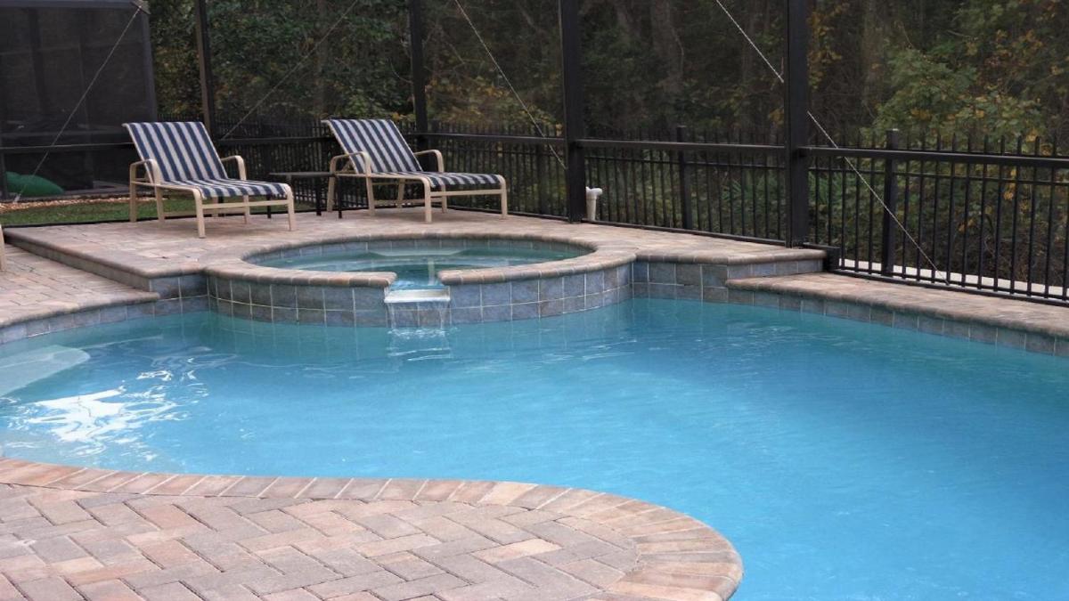 UTOPIA - 15 mins Disney, Upgraded Pool and Spa ,Games Room, WIFI - Housity