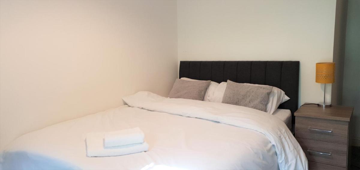 Gibson House - Housity