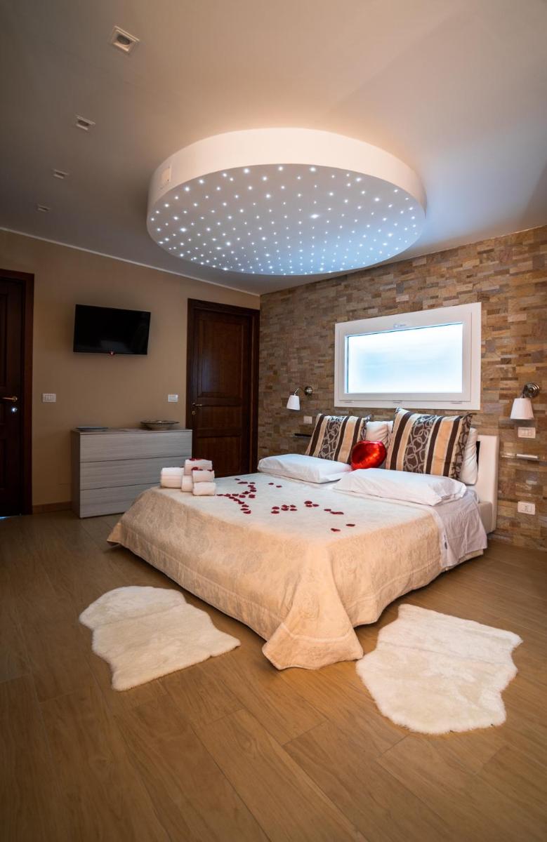 Vista Mare Apartments - Housity