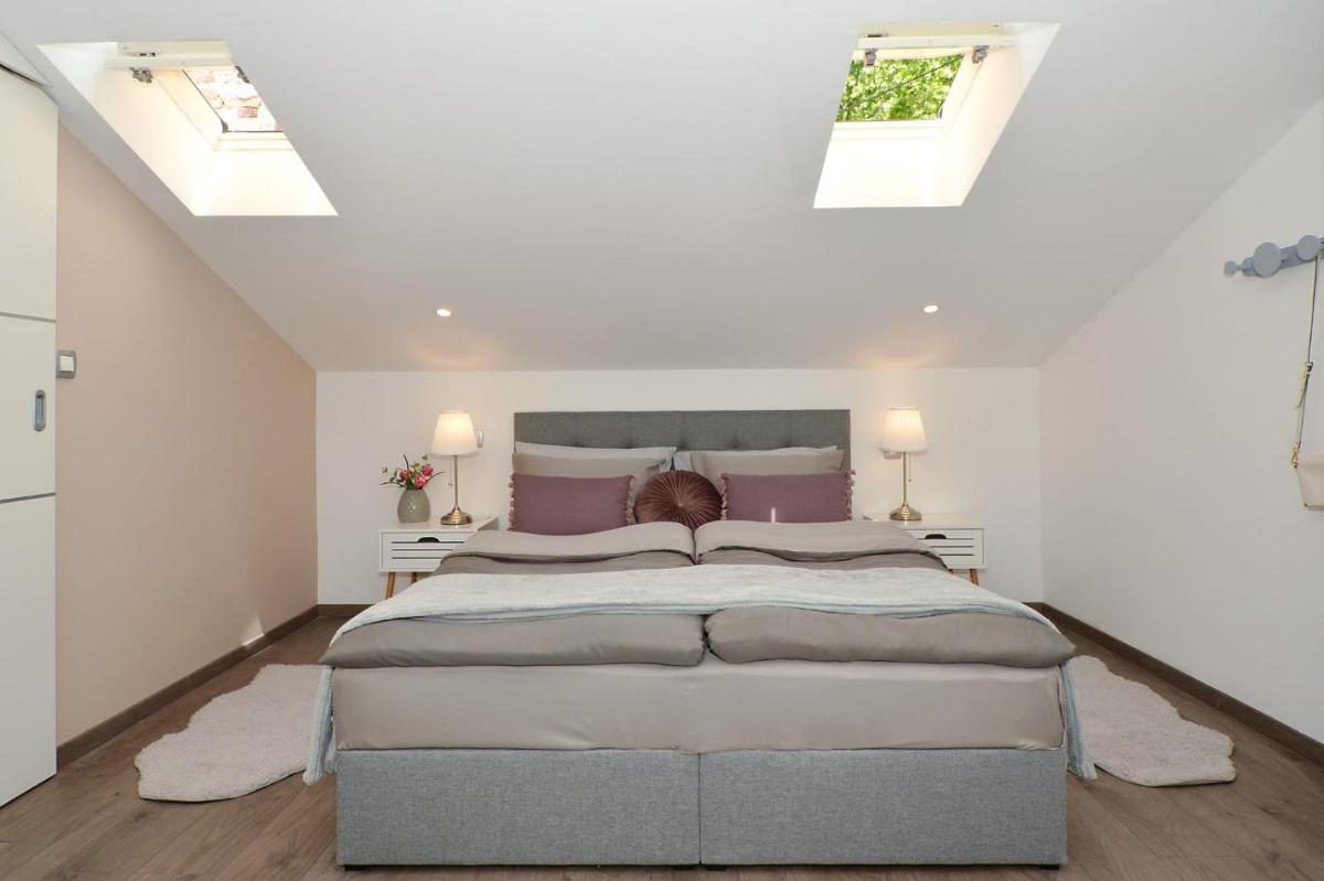 Split Old Town Apartment - Housity
