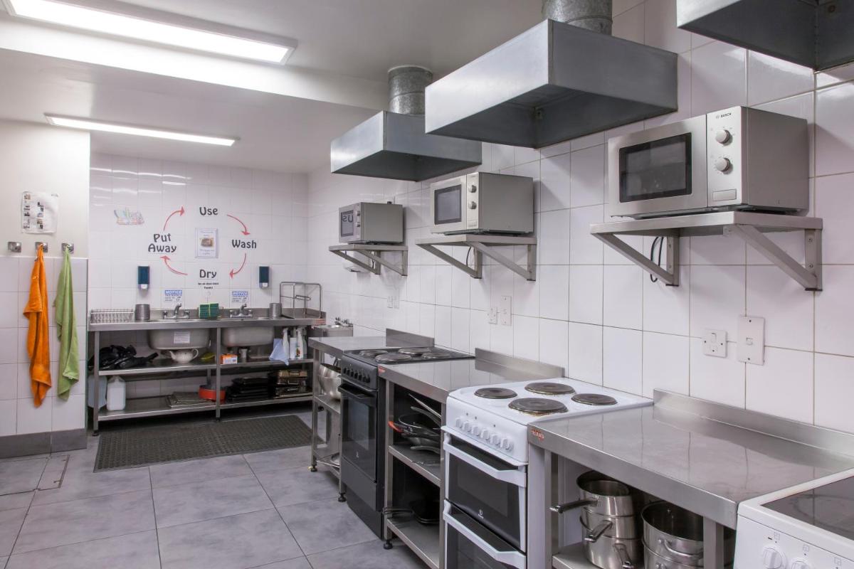 Astor Hyde Park Hostel - Housity