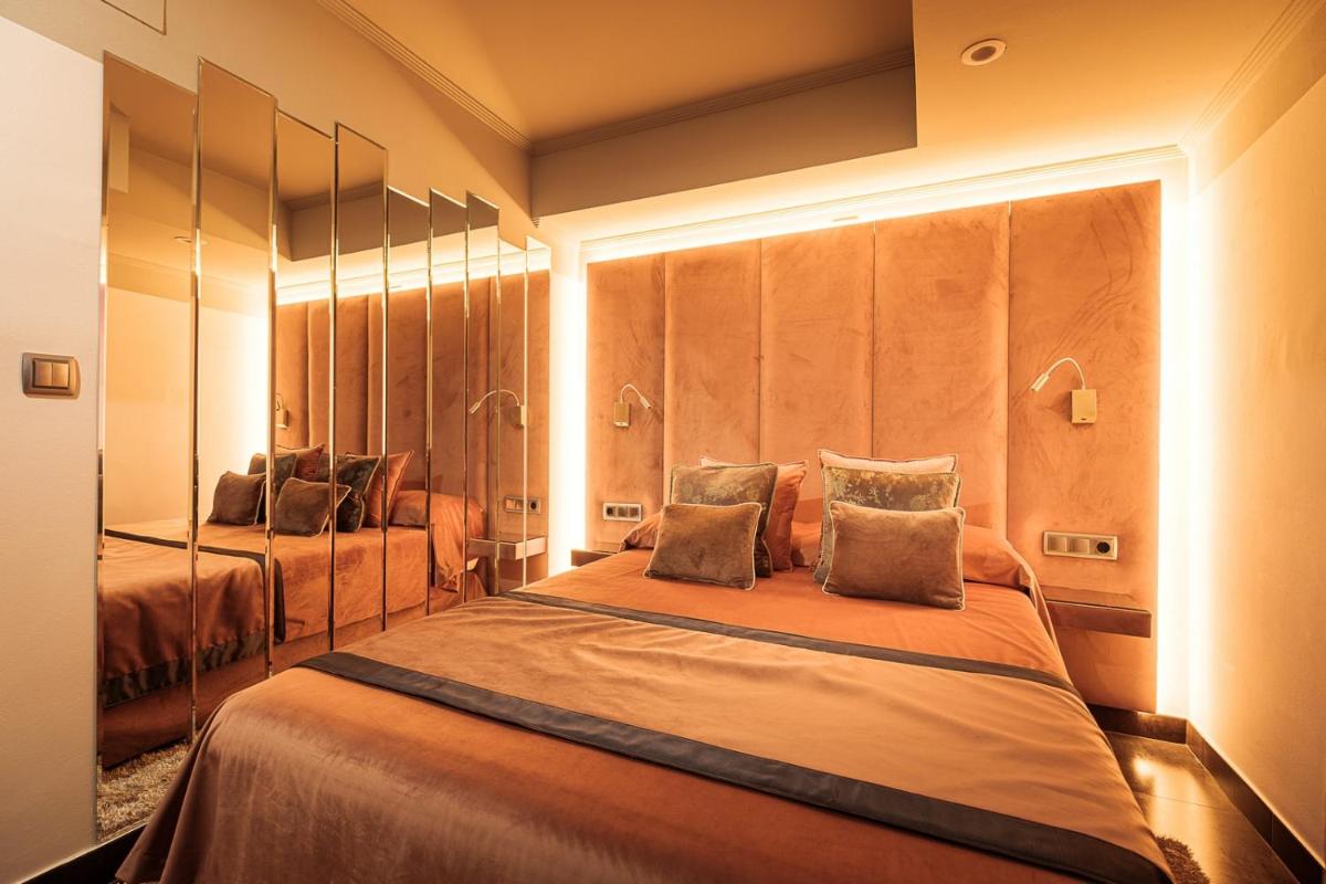 Suitetrails - ON Suites Sevilla Apartments designed for adults
