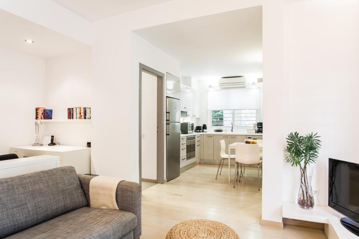 Suitetrails - Homz AH19 Psychiko Apartment