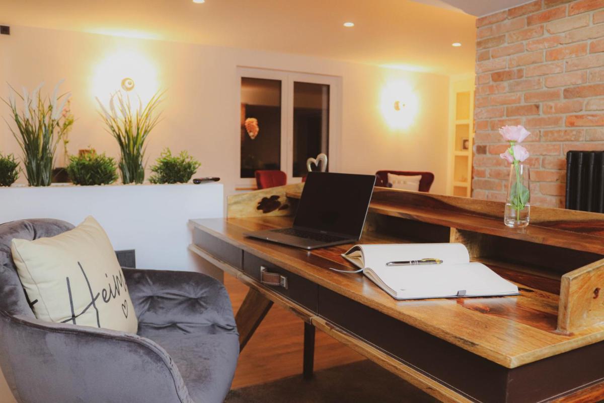 Pension Heimat - Housity