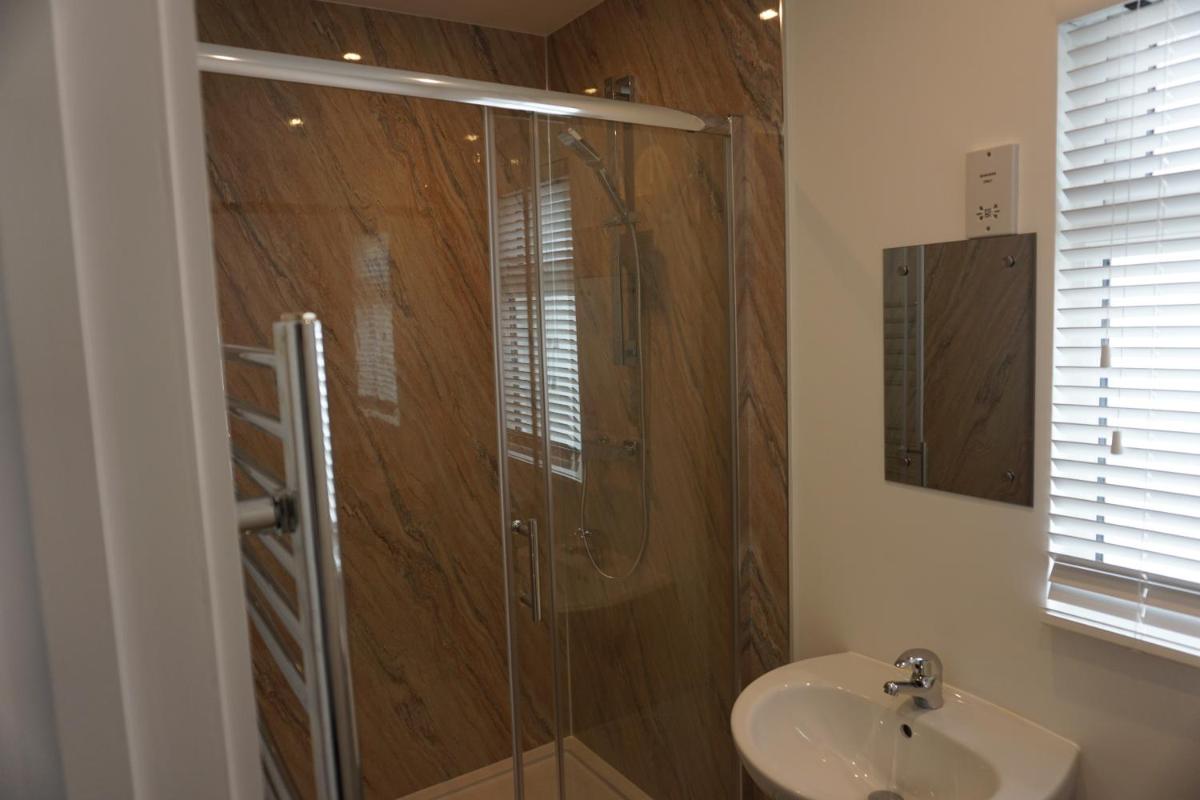 Deluxe Lundy View Villa With Sea Views - Housity