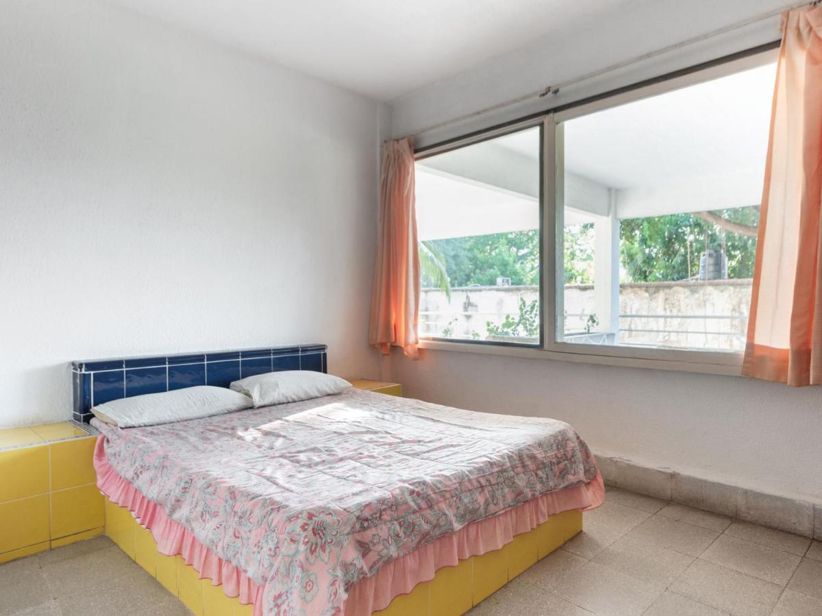OYO Hotel Belmar,Caleta, Acapulco - Housity