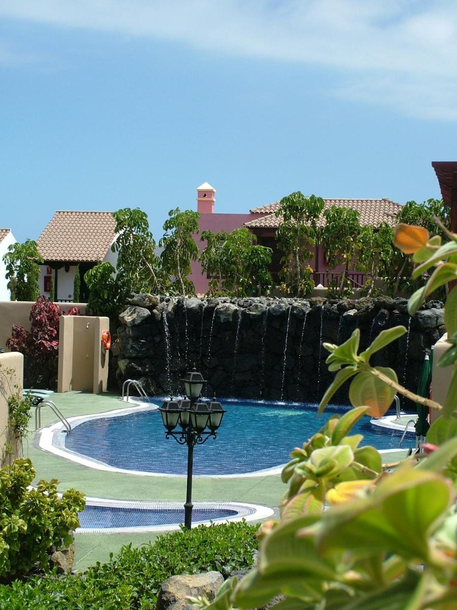 Aparthotel El Cerrito - Housity