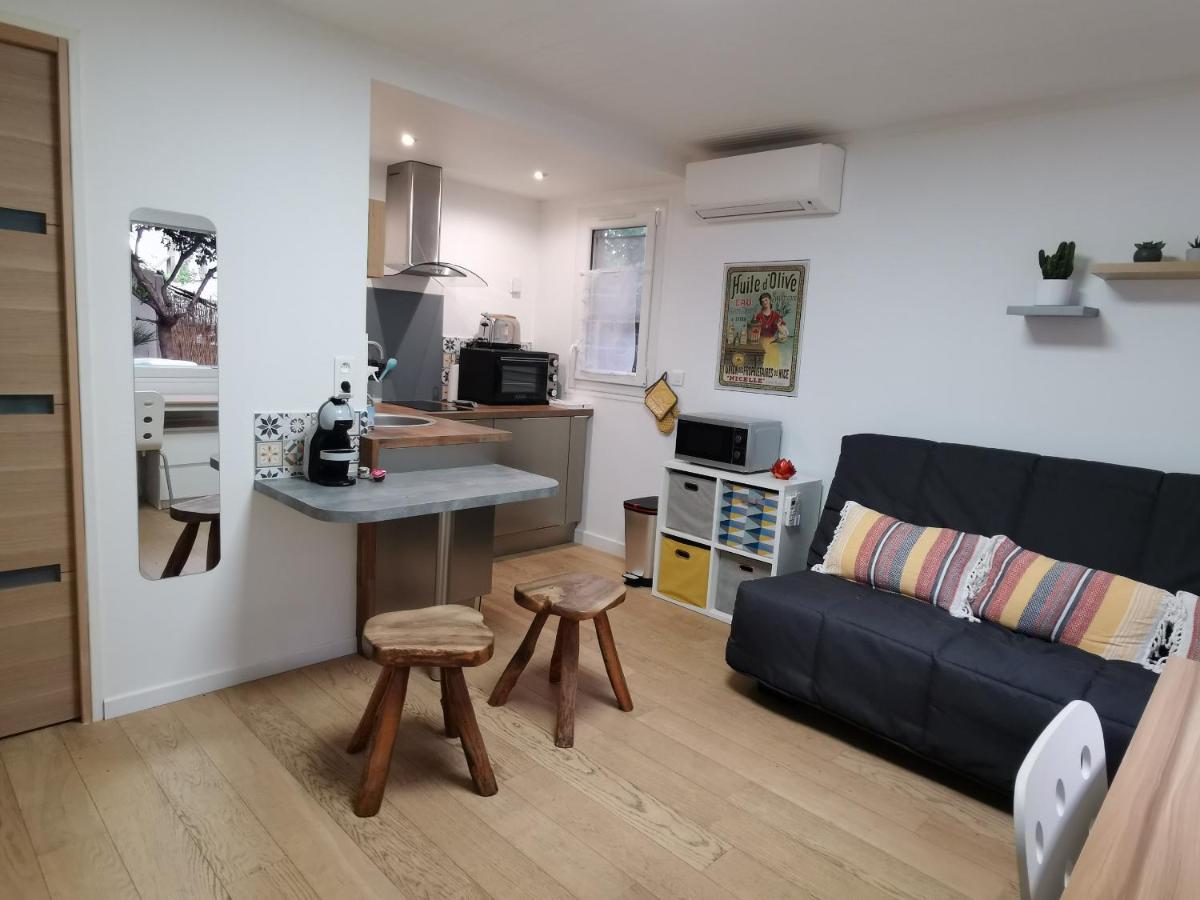 Nice - Charming little house with terrace - Housity