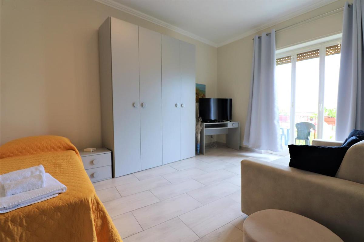 Painter House - Housity