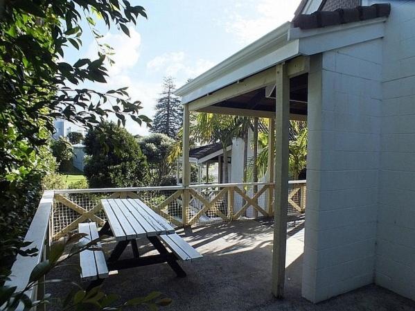 Wharepekapeka - Russell Holiday Home - Housity