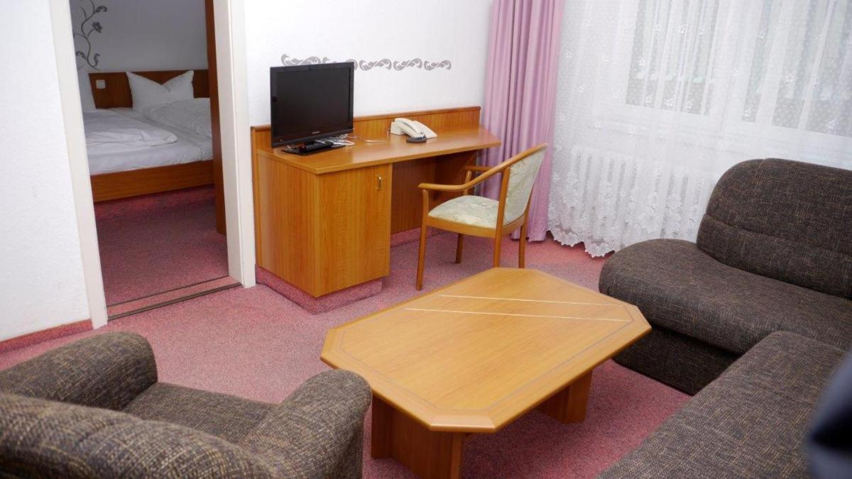 Naturparkhotel Haus Hubertus - Housity