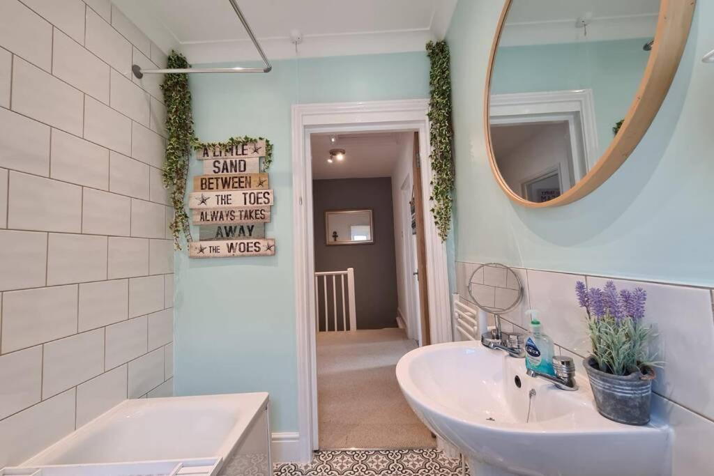 Central St Leonards on sea Apartment - Housity