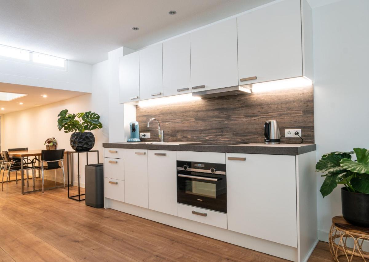Familie Hotel & Apartments Alkmaar - Housity