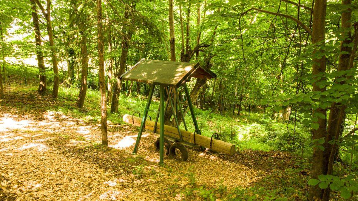 Adventure Farm - Housity