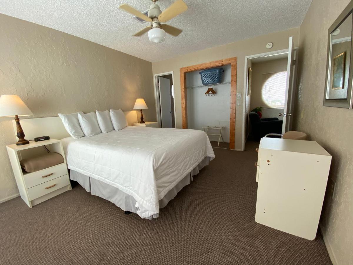 Four Seasons on the Gulf - Housity