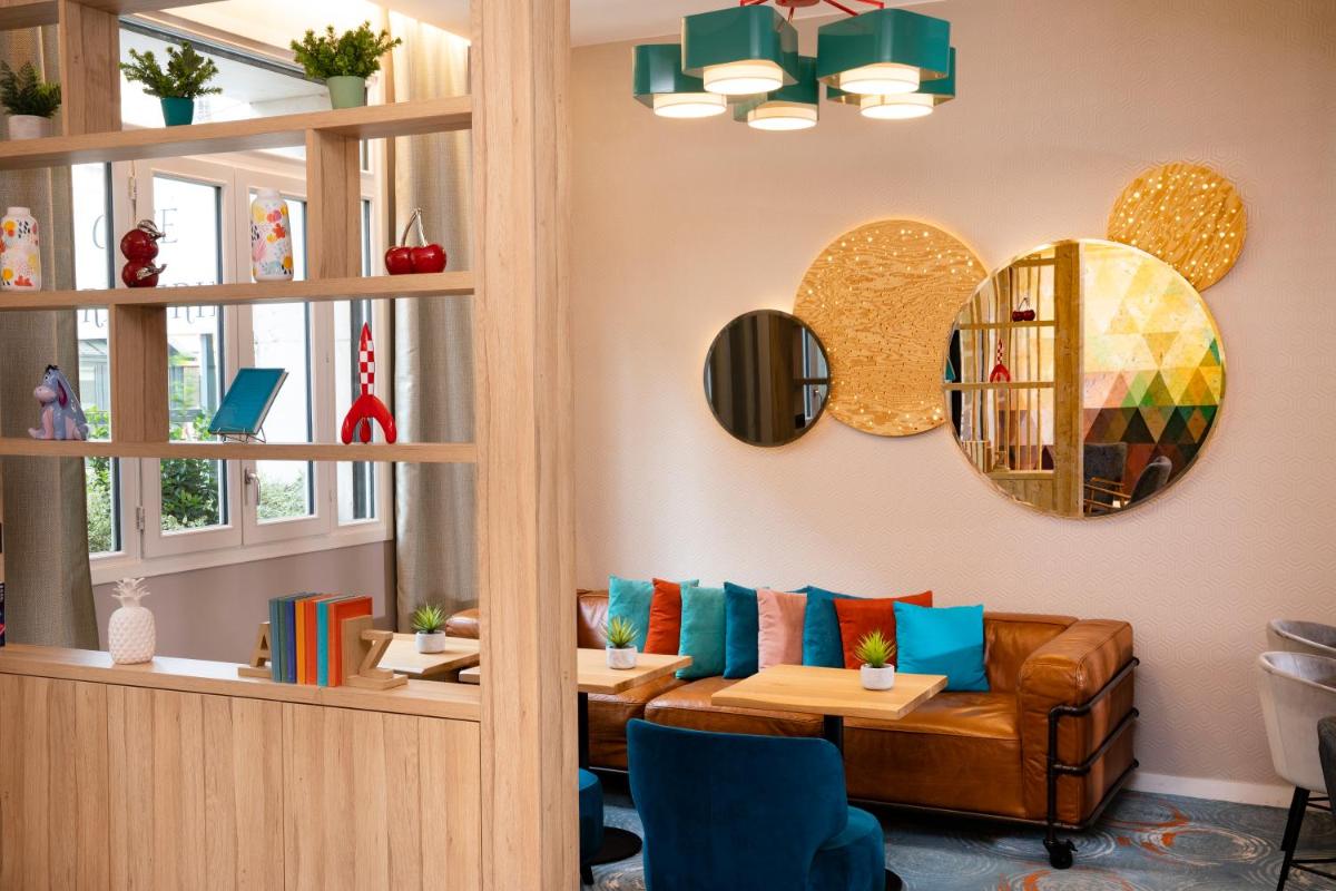 Coin salon dans l'établissement Hotel Locomo - Gare de Lyon Bastille