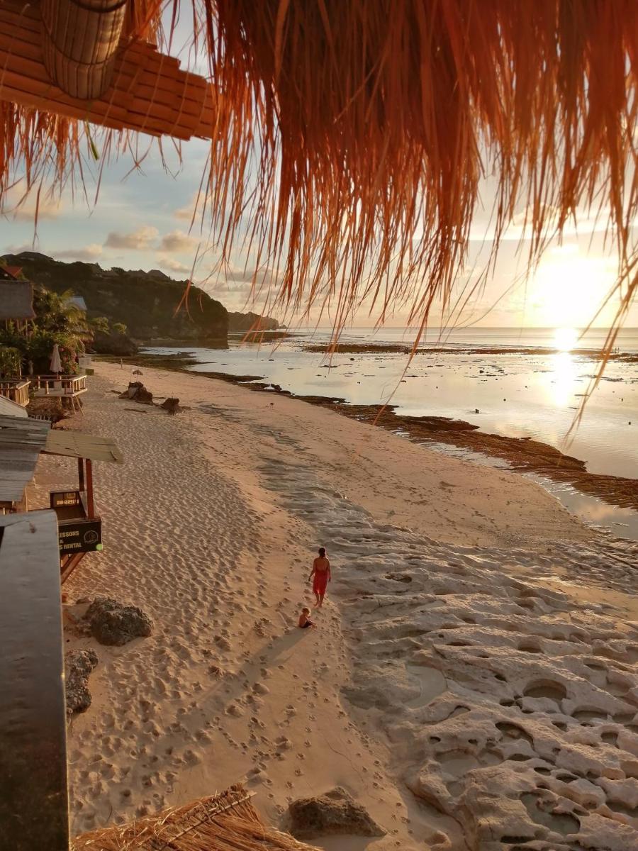 The Shrine House at Bingin Beach - Housity