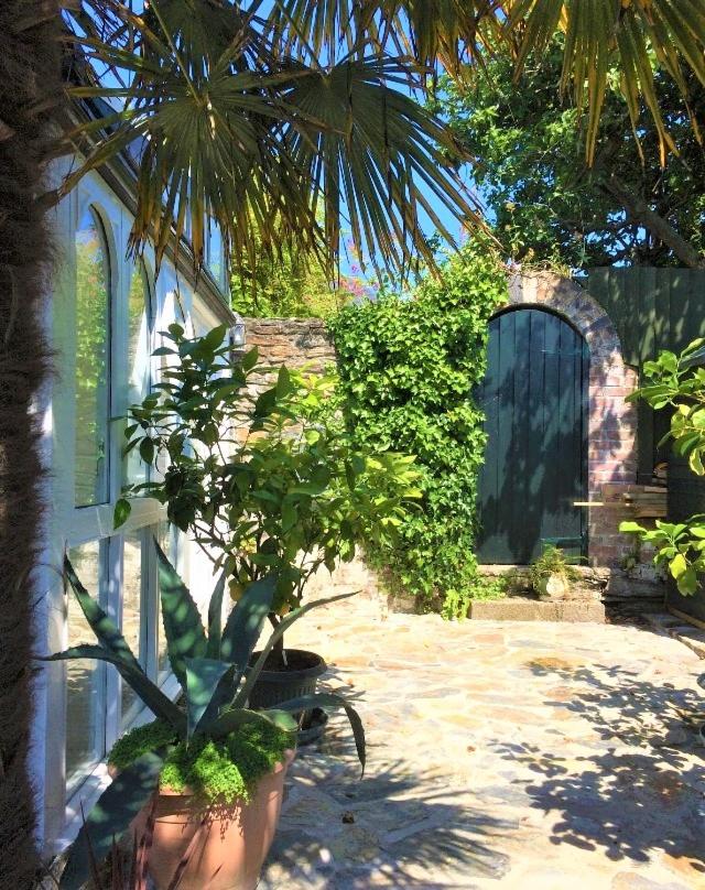 Quay Courtyard - Housity