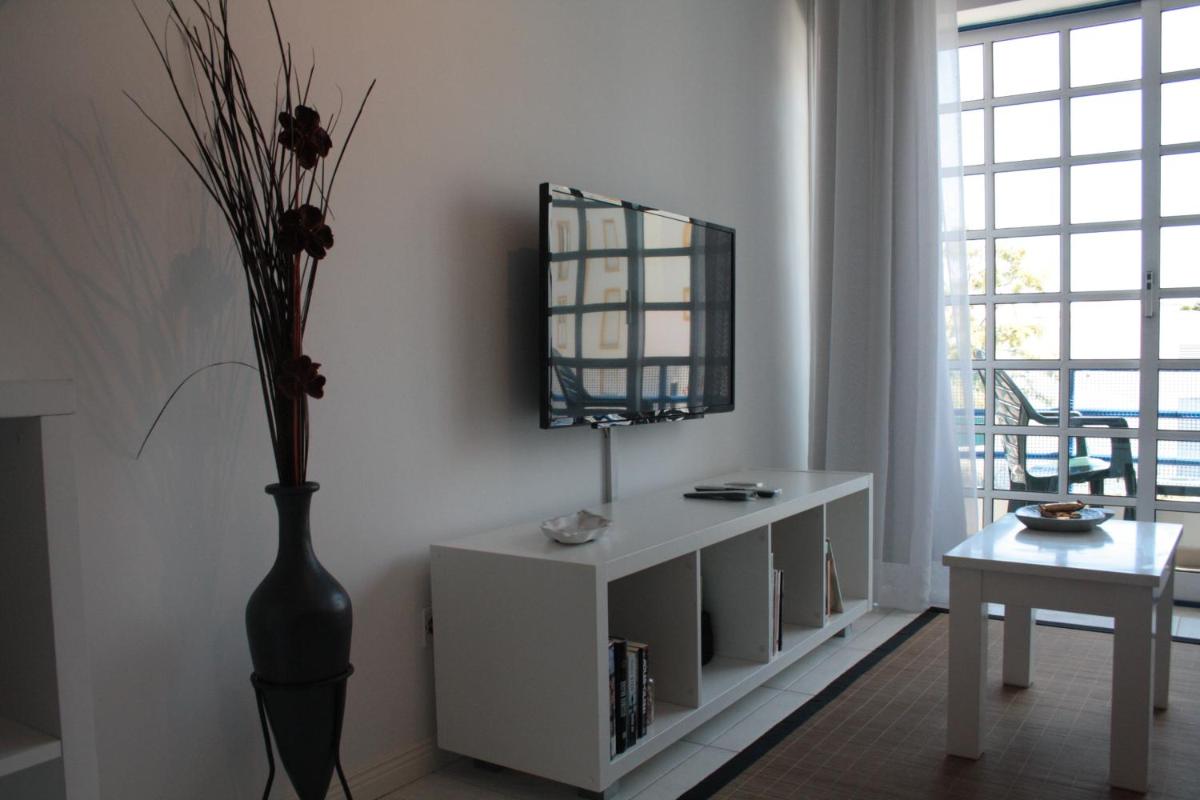 Apartamento com Piscina em Albufeira, Praia da Oura - Housity