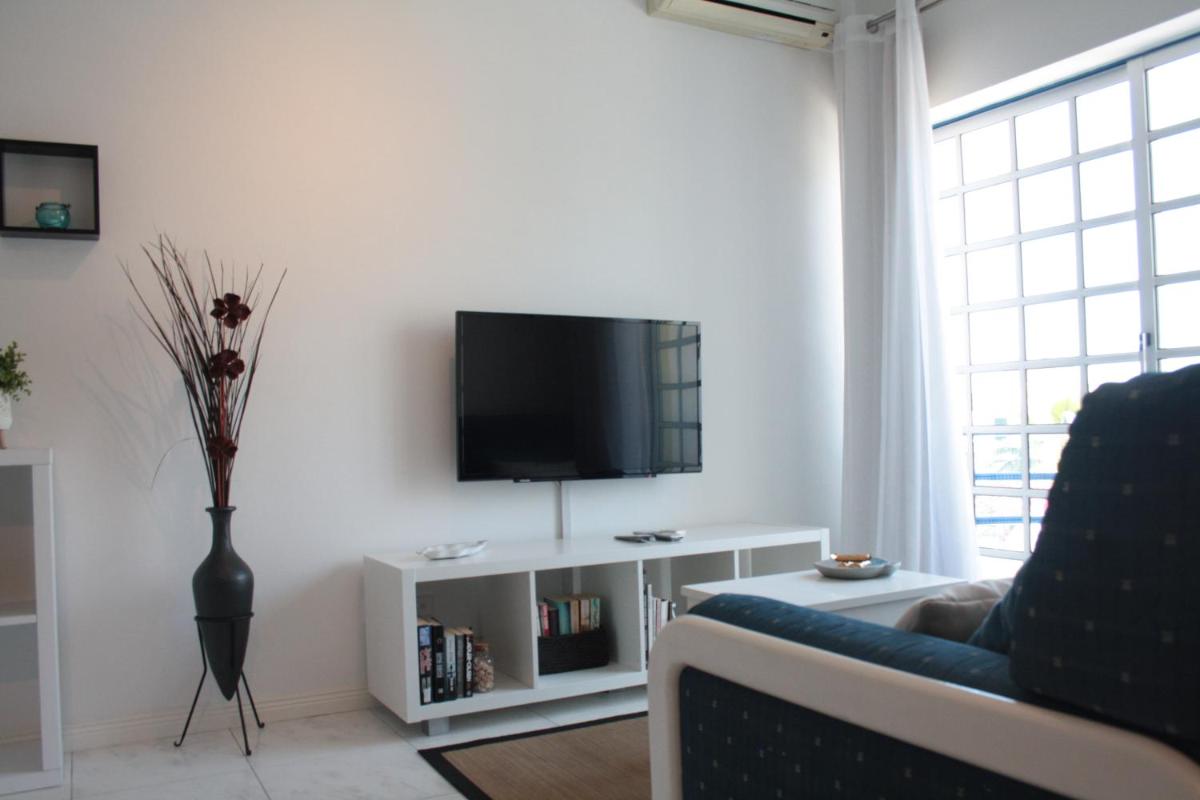 Apartamento com Piscina em Albufeira, Praia da Oura - Housity