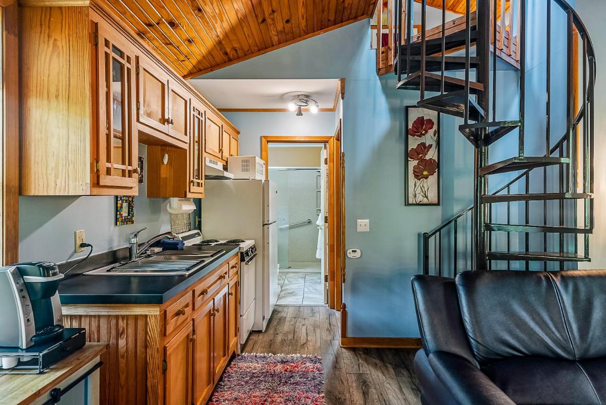 The Woods Cabins - Housity