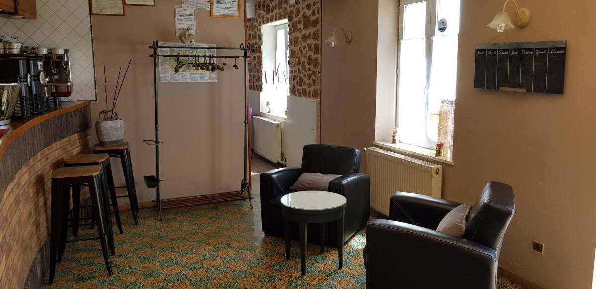 LOGIS - Hôtel & restaurant "L'envie des mets" - Housity