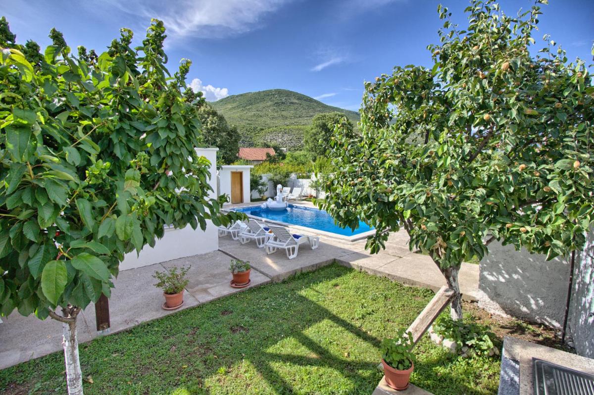 Vacation house Vila Guma Rastani Mostar - Housity