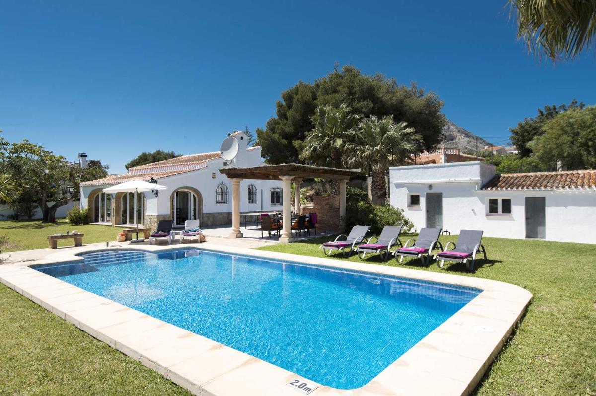 Villa Seniola - Housity