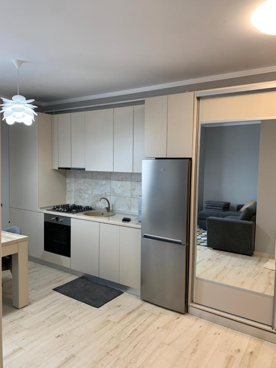 Melly's Studio - Housity