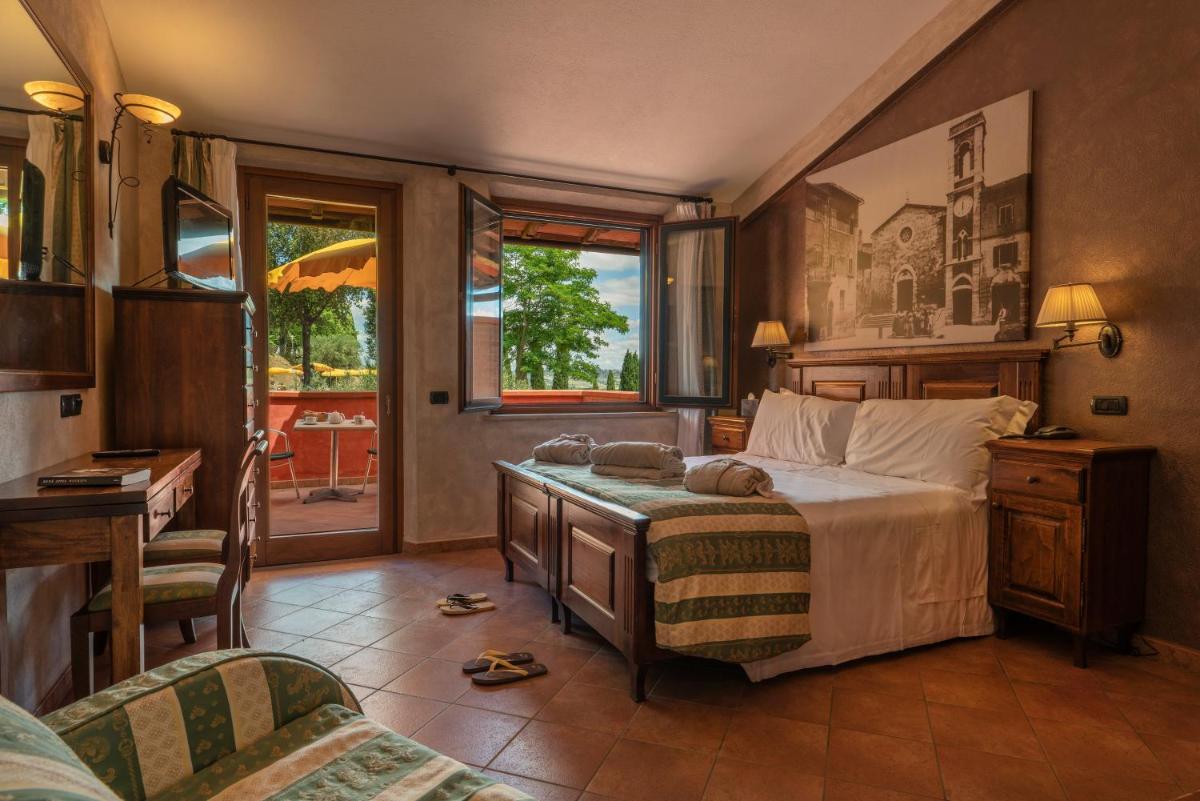 Casanova - Panoramic Rooms and Suites - Housity