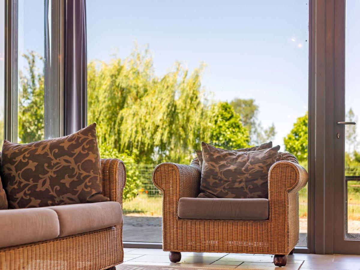 Graceful Holiday Home in Geetbets with Patio - Housity