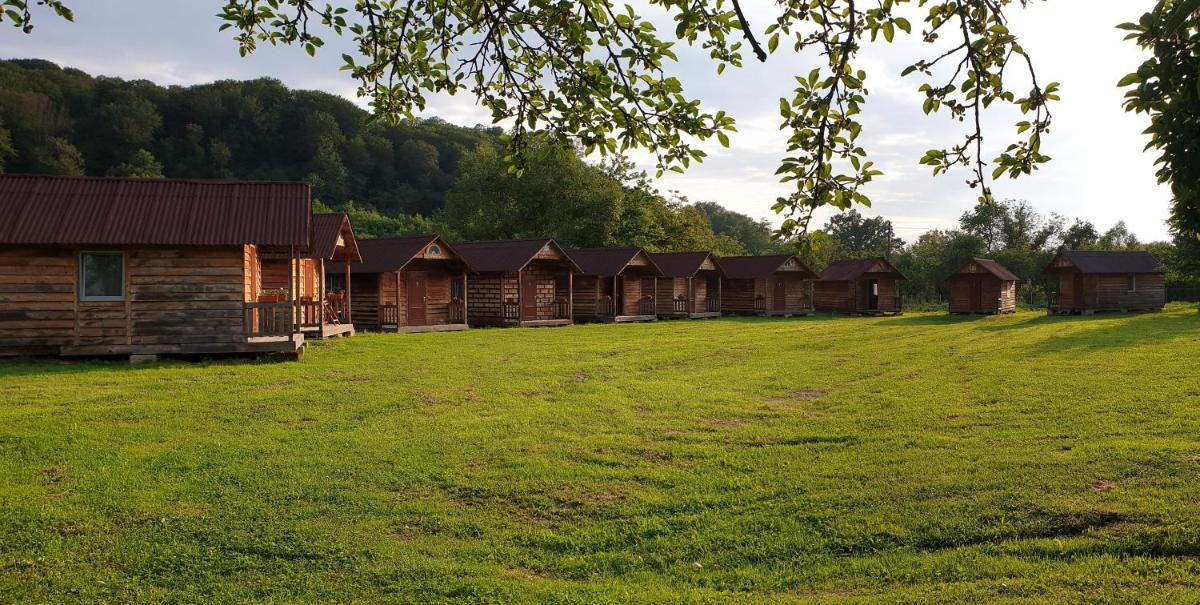 Casutele din Grosi - Housity