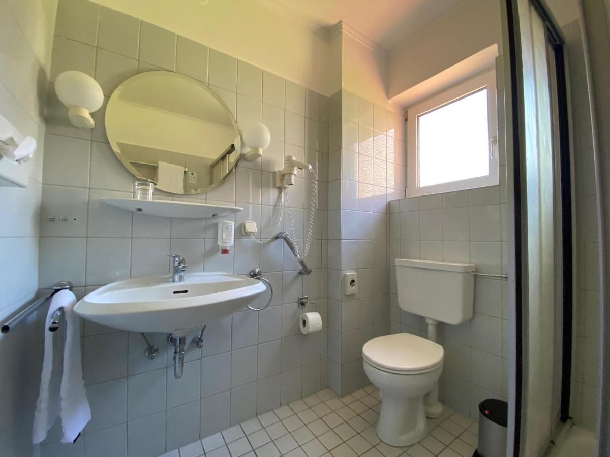 Hotel Tanneneck - Housity