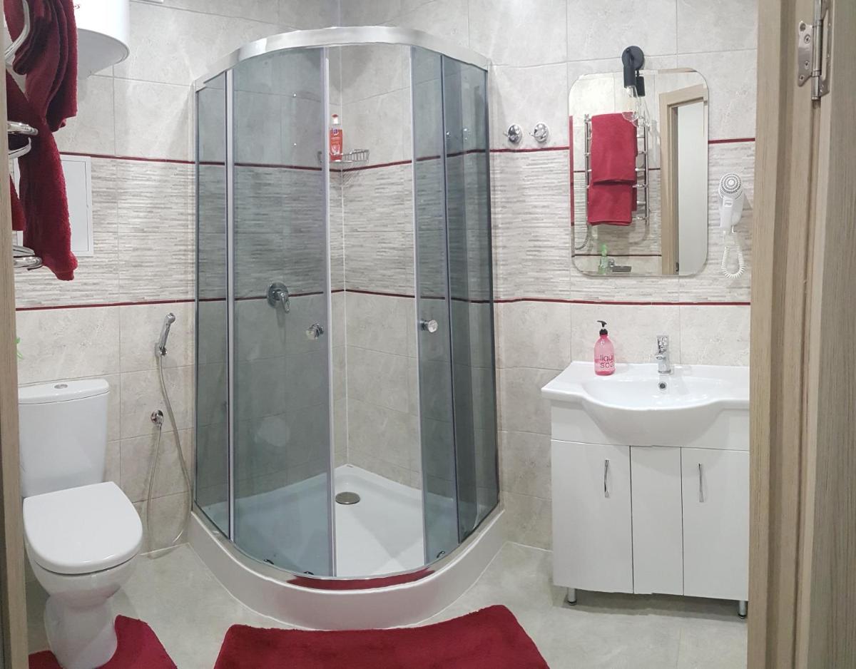 Suitetrails - LOFT studio Apartment on Teslenkа street