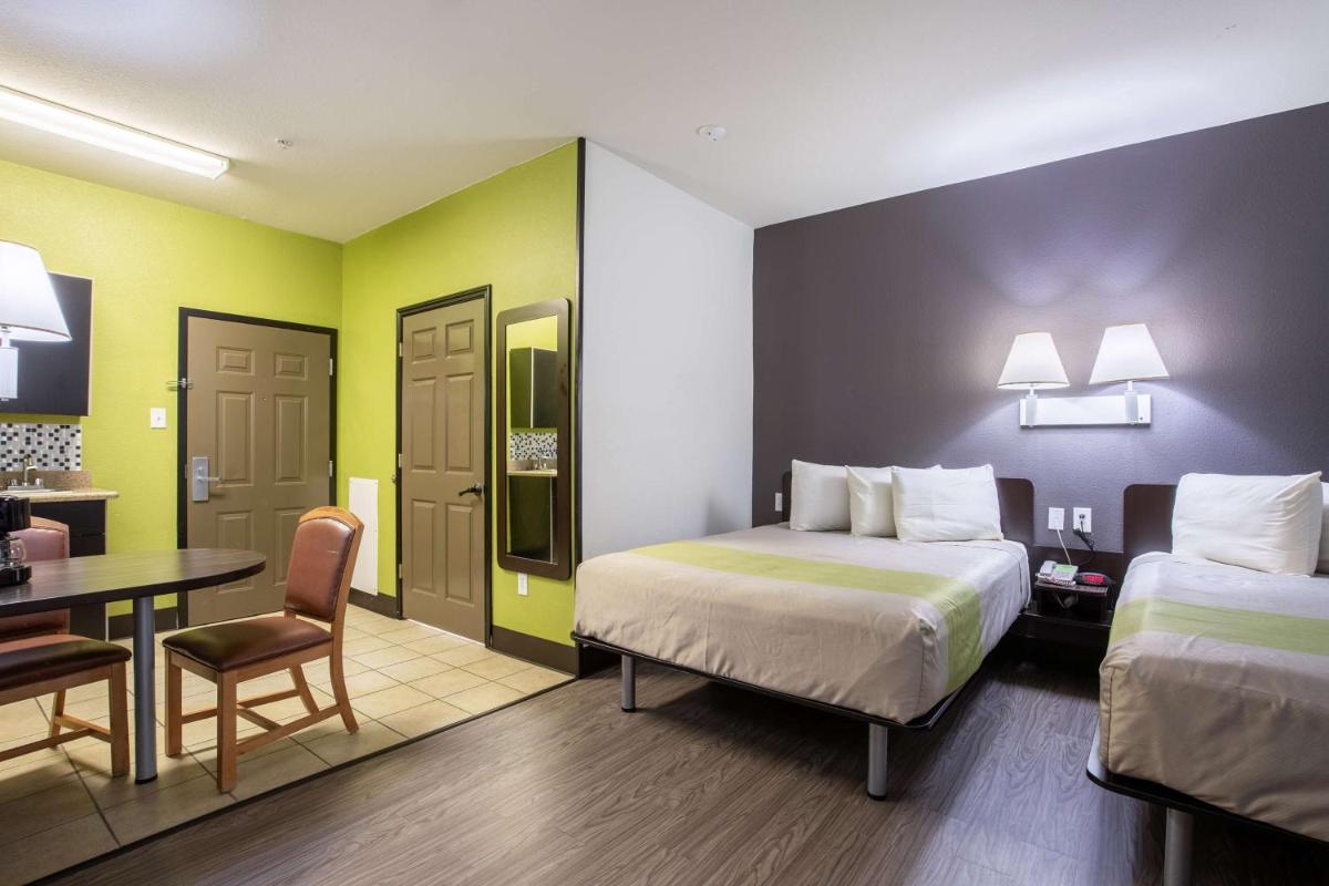 Studio 6 Bay City TX - Housity