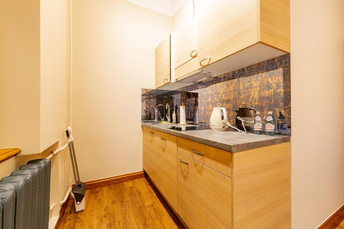 Cozy Storie's AP, 47sqm, Renovated 2020, Free parking - Housity