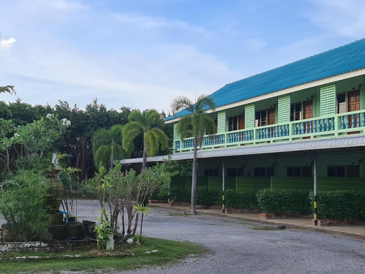 Green View Resort Tha Yang - Housity