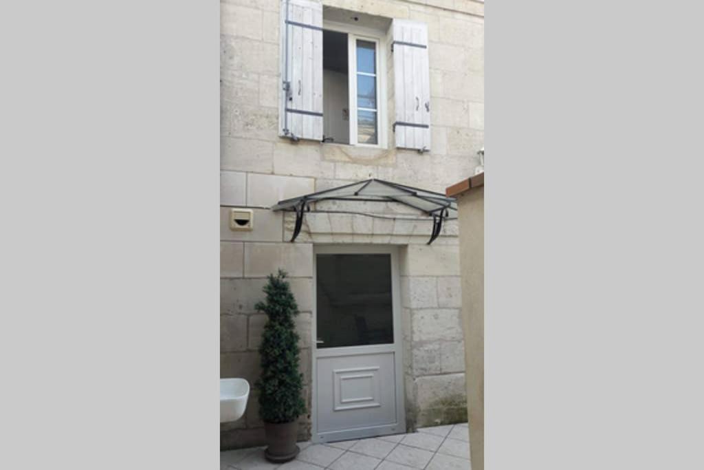 Joli petit loft dans échoppe pierre centre-ville - Housity