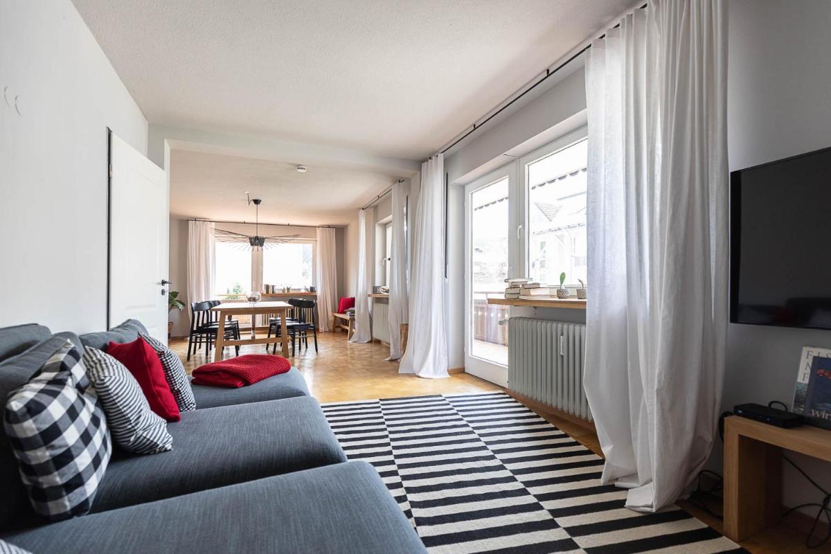 WÄLDER: Quartier Titisee - Housity