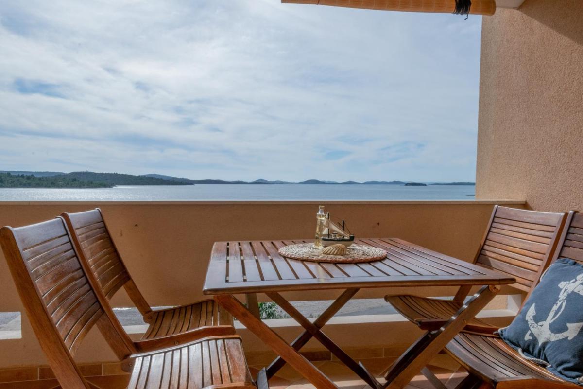Apartmani Meić Pirovac - Housity