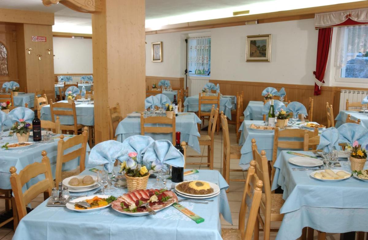 Hotel La Roccia - Housity