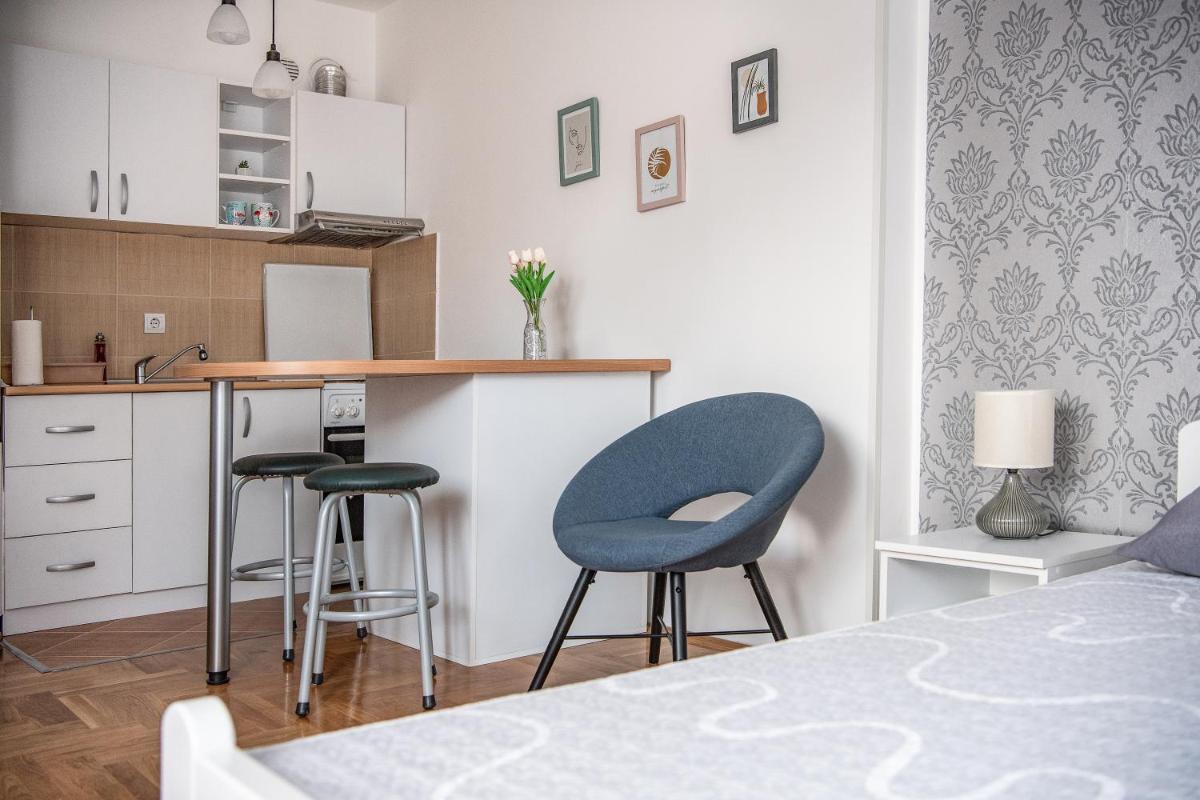 Stella Modern Apartment 2 - Housity